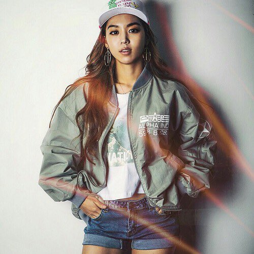 Korean__style's tweet photo. #韓国 #韓国ファッション https://t.co/BmtahuQX3k