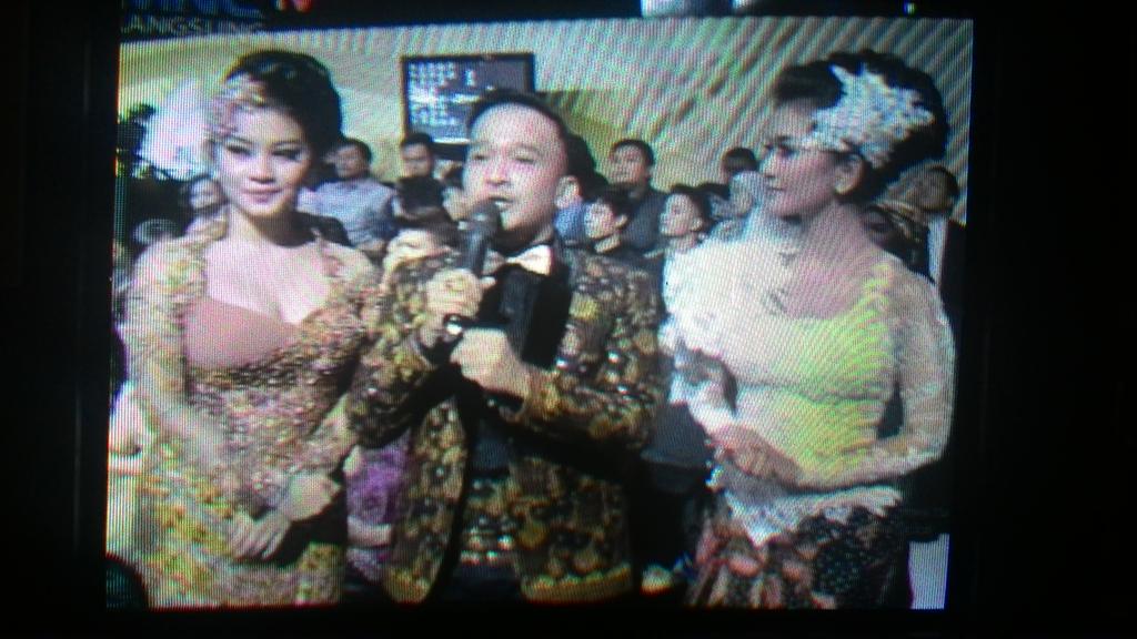 jhoem_jayadi's tweet photo. @oficial -mnc tv
#ADI2015 https://t.co/nvwEMPzXI5