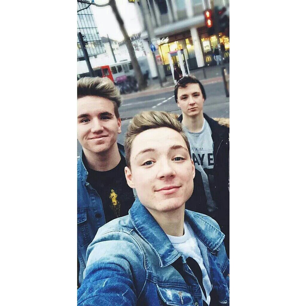 lochis_roman's tweet photo. Hi https://t.co/lQECG7P5Ft