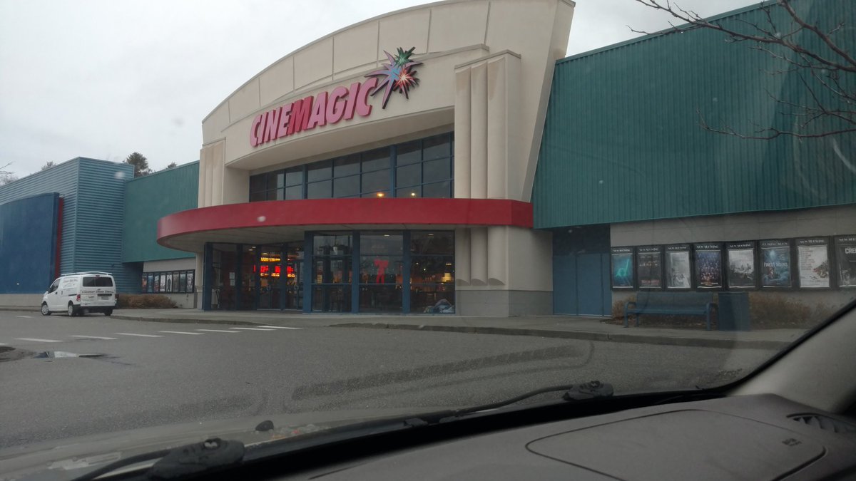 Table6Designs's tweet image. FIRST! #StarWarsTheForceAwakens #firstinline #fanboy #ivegotagoodfeelingaboutthis