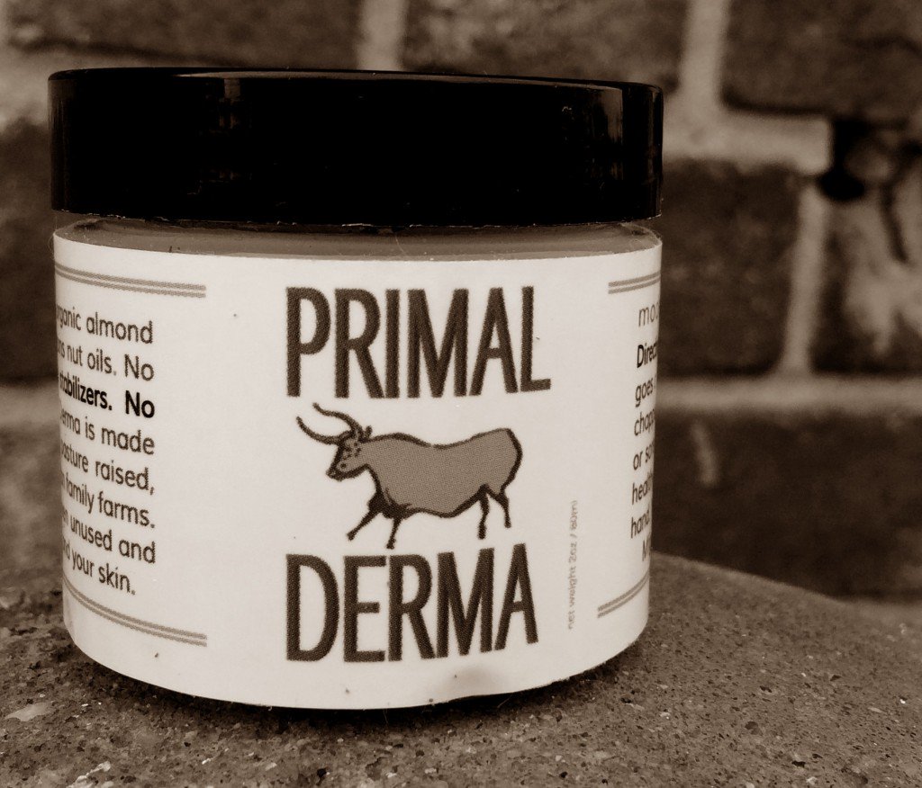 primalderma's tweet photo. We had so much fun bottling these. #GetPrimal #PrimalDerma #skincare #tallow #oils #LessWaste #LessFuss #health https://t.co/RFdHsau4qU