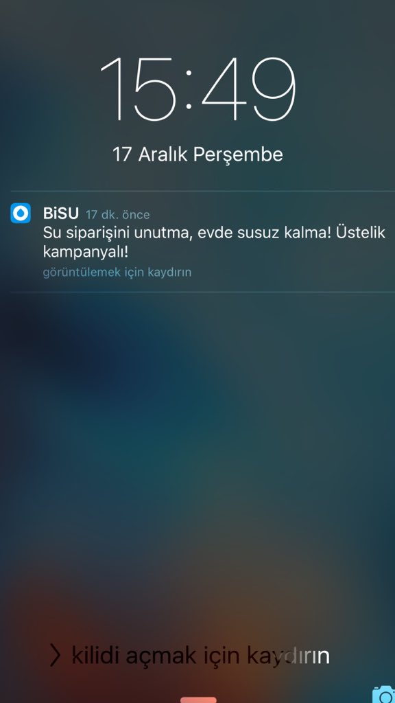 Bir önceki tweetin üstüne cuk! Komik olan ben siparişi unutmuyorum da, sen getirmeyi unutuyorsun!! <a href="/tektuslabisu/">BiSU</a>
