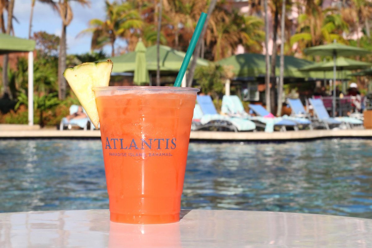 atlantisbahamas's tweet photo. The weekend is so close we can taste it. Cheers! #ThirstyThursday https://t.co/OKennZaMIv
