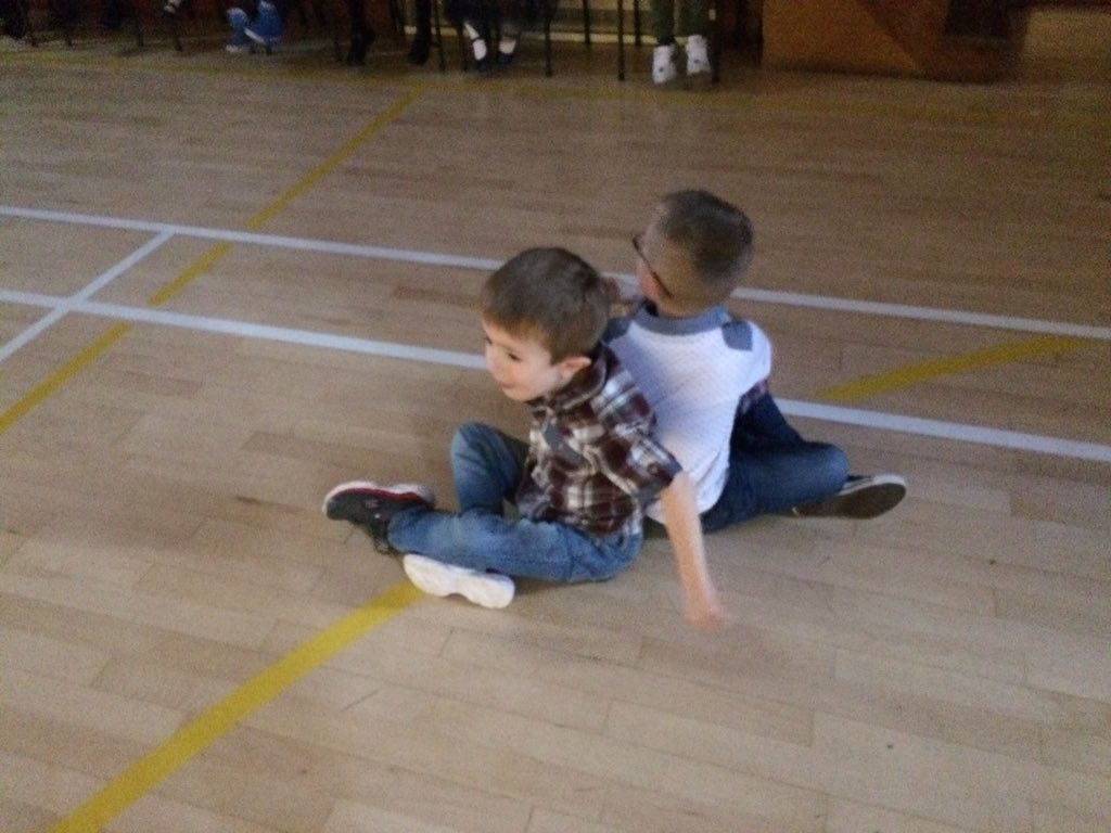 BowhouseP3's tweet photo. Pass the parcel! It was very tense! ;) https://t.co/4tPfCWIZ1S