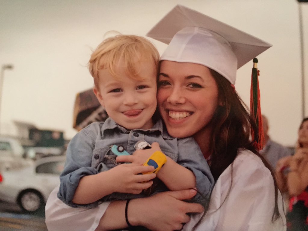 BrooklynMoll's tweet photo. Happy 3rd bday to my fave guy out there 💞👶🏼🎉 #ellisk https://t.co/MSoaV0nfPM