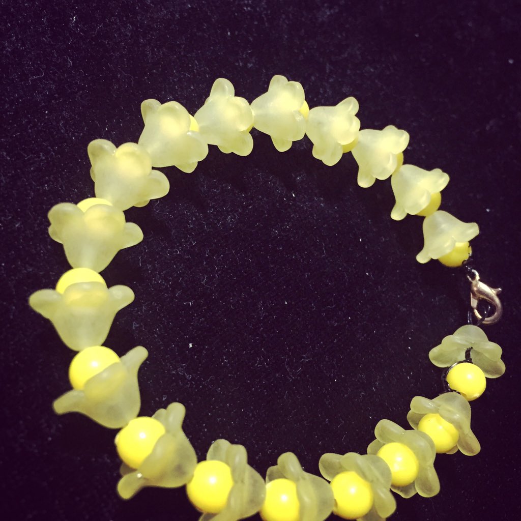 Storehandicraft's tweet photo. #bangles #jewelry #fashion #accessories#kawaii#fashionkids#fa-tin#madeinthailand https://t.co/kQbK8jrbJa