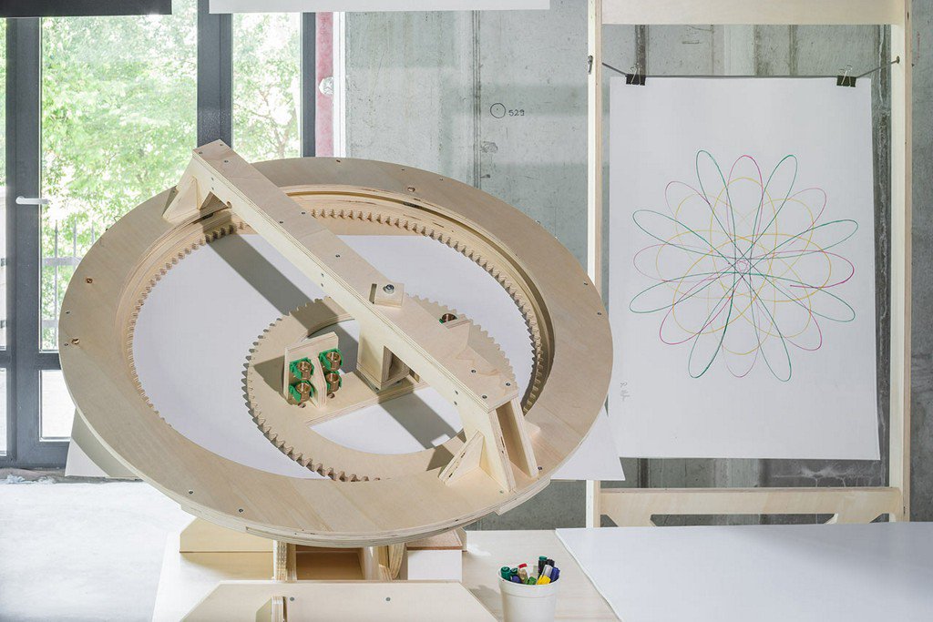 designmilk's tweet photo. Interactive Installation that Lets Visitors Create Art  https://t.co/mWjeBQyhAN #fromthearchives https://t.co/85tdxDqJ6a