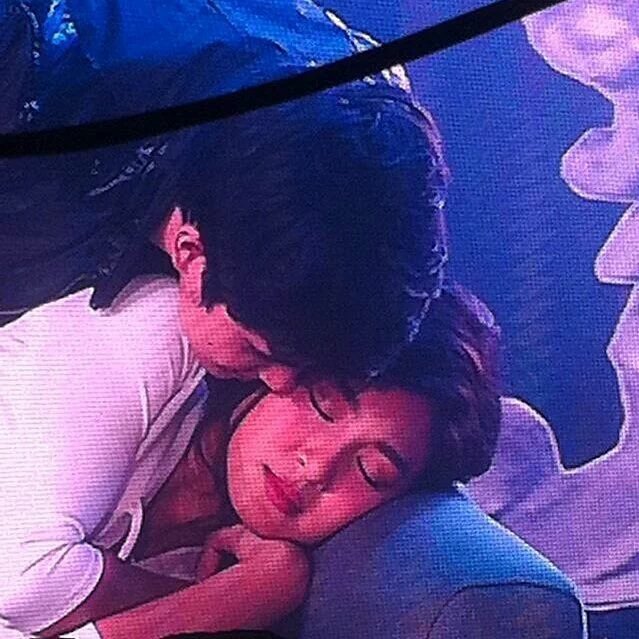 dhsrmdz's tweet image. I wanna kiss you like this.

#OTWOLStartUp