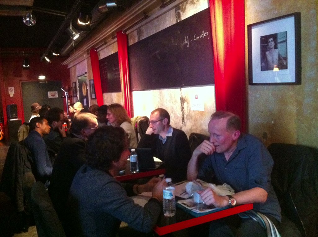 CourtsDevant's tweet image. #ShortConnection, les auteurs sélectionnés pitchent jusqu&apos;à 17h30 #producteur @CdesCineastes @Maisondesscenaristes