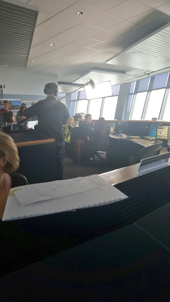 JNeyhartPA's tweet image. Made my acting debut filming a segment for @united #BigMetalBird with @katienolan today at work. #dontpressthebutton