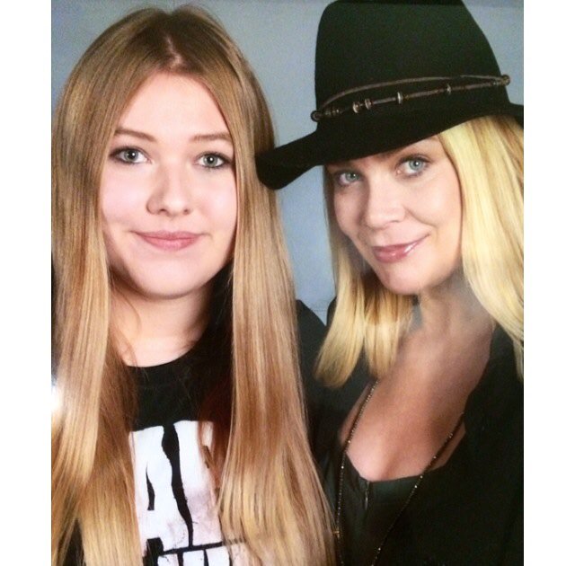  Happy Birthday! :) It was so awesome to meet you on the Comic Con in Dortmund. You are so nice  