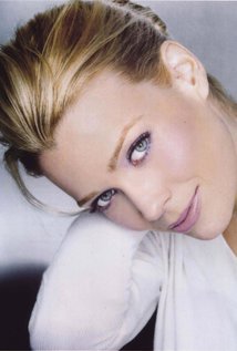 Happy Birthday to Laurie Holden December 17, 1969   