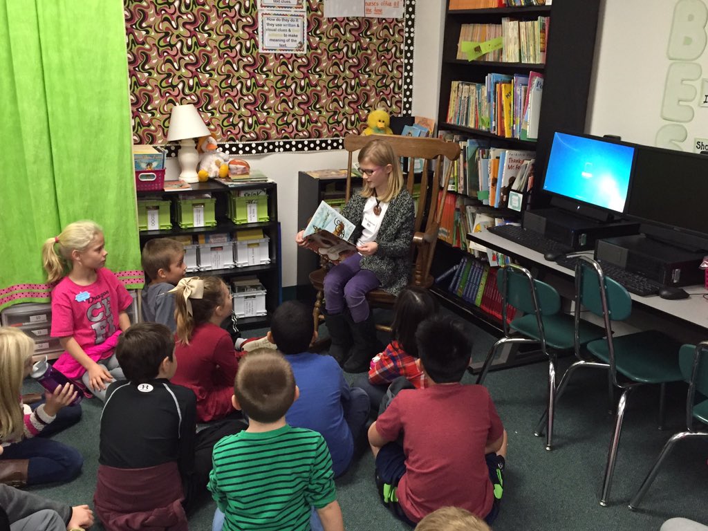 Ms. Dahlstrom in action! #kidsruletheschool <a href="/OUES2ndGrade/">OUES Second Grade</a> <a href="/oldunionES/">Old Union Elementary School</a>