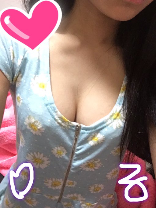 この服おっぱいがうにゃうにゃ  るな、お友達のBARで1日店長さんするかもー( ੭ ･ᴗ･ )੭ みんなやるなら日曜日ならきてくれるー？( ੭ ･ᴗ･ )੭❤️ ？？？？？？？？？？？ https://t<a href="/tag/tiktok"class="tags"><span>#tiktok</span></a>