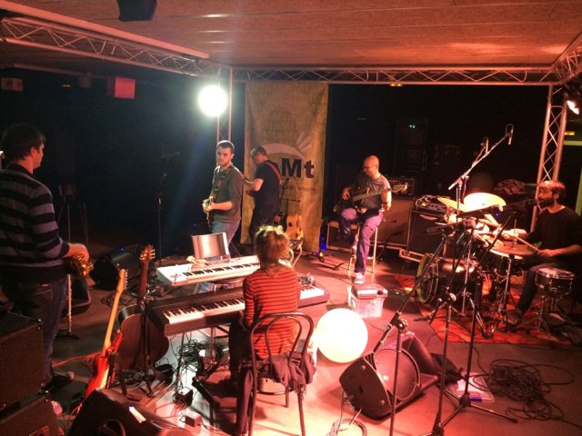 musicstgn's tweet photo. Stage dels ASC a la #CAPSADMUSICAlive presentació disc dia 19 #progressiu @TGNcultura @TGNAjuntament @fundacionsgae https://t.co/7n3BPI8lF0