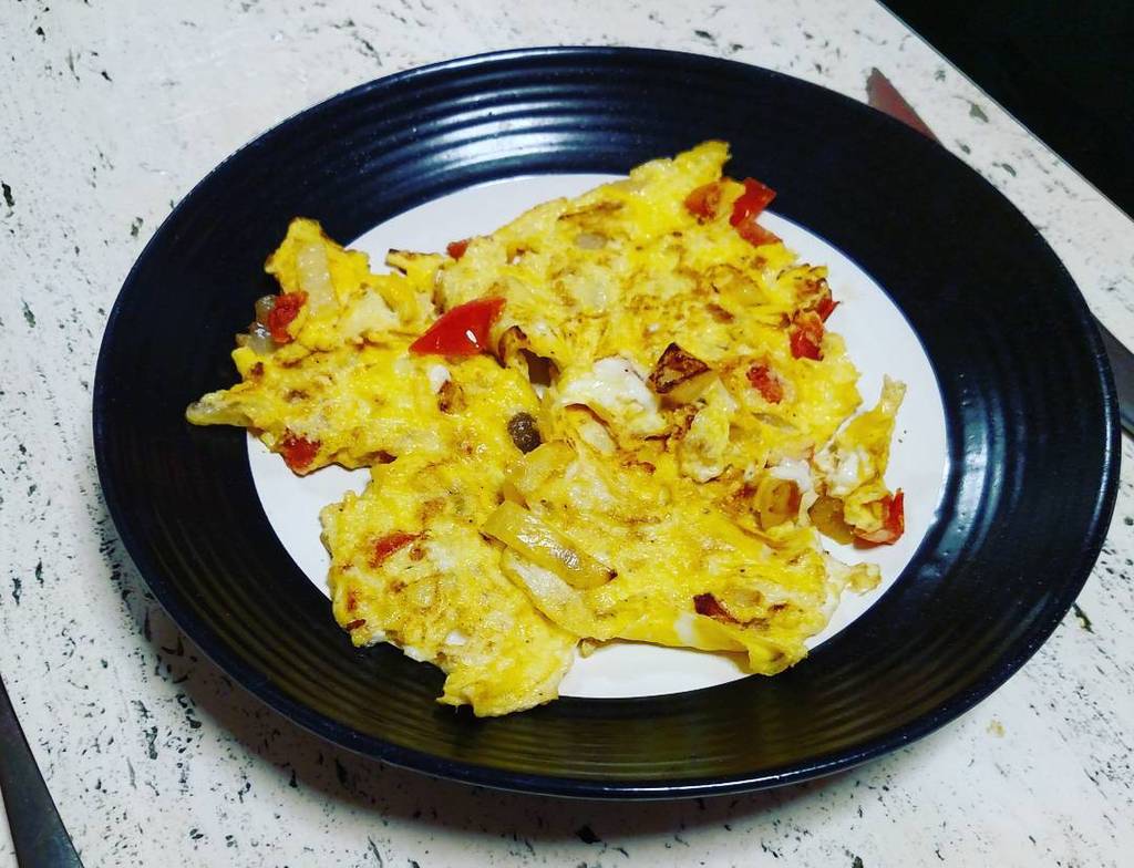 theflogblog's tweet photo. My #breakfast #icantflipforshit #specialomelette #literally #fitness #fitfam #nutrition #e… https://t.co/r0NxWtILu2 https://t.co/uz3womgGFY