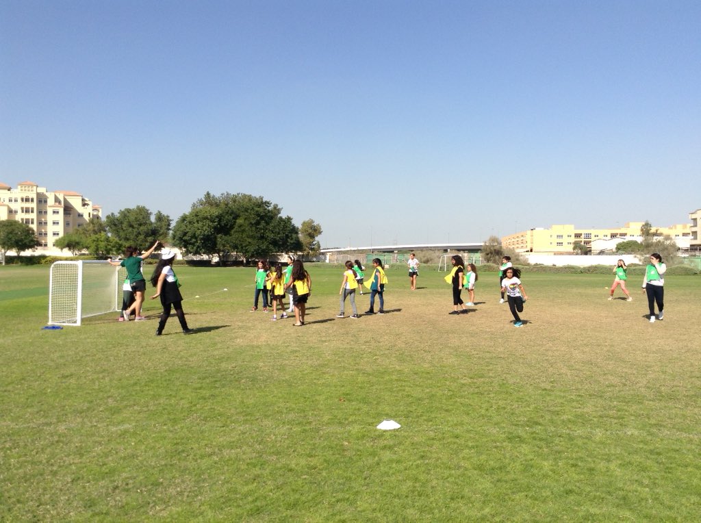 DIS_PE_SPORT's tweet photo. Well done all Year 5s today! #interhousefootball https://t.co/GDgMm41Ek6
