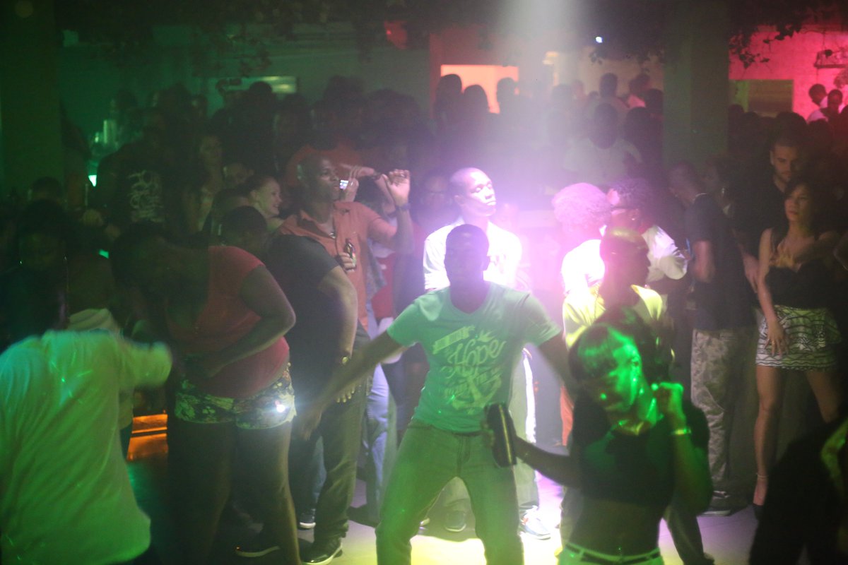 TJNegril's tweet photo. #tb Before it gets crazy on our main dance floor! See you tonight! #dancethenightaway #thejungle #thejunglenegril https://t.co/2WnJSr3B29