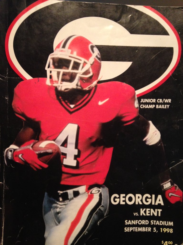 BellamyDaveen's tweet photo. Was digging through my old stuff and found something interesting from my first ever Georgia game. https://t.co/ZzTQalokDW