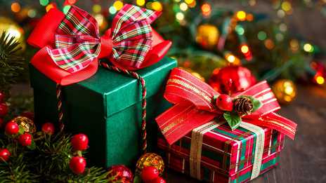 AnimalHomme's tweet photo. Faîtes plaisir aux #femmes avec ces #cadeaux écolos ! https://t.co/PcGlrKB00G #Noel #écologie #falsefur #bijoux https://t.co/MovjjsdiwT