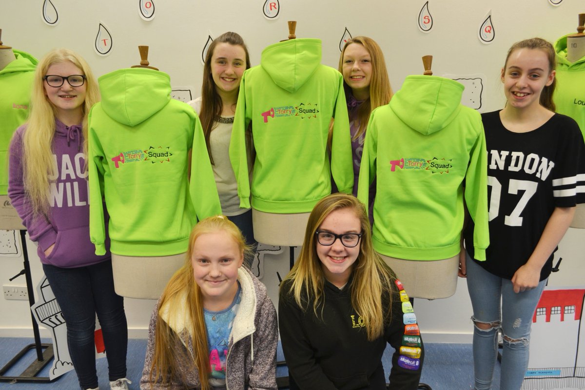 RobertGordonUni's tweet photo. Torry youth group create own branding as part of Maker Space project https://t.co/D2AtfEsOtS #abdnmakerspace https://t.co/04xz0fBe5c