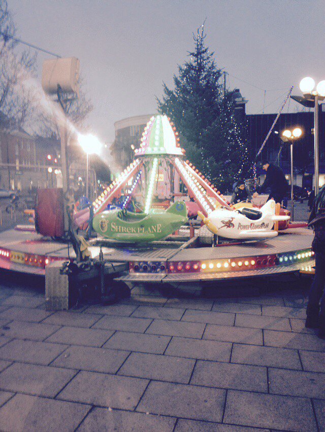 Children's amusements on Fountain Island Enfield Town until Christmas!