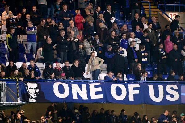 TruebluesIndo's tweet photo. Retweet yang merasa sedih Mourinho dipecat!

THE SPECIAL ONE!
ONE OF US!
#KTBFFH https://t.co/egid60oQ4p