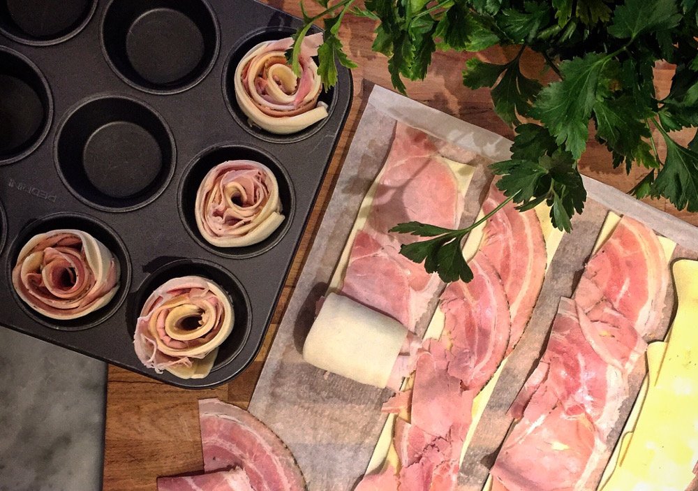 TiniChef's tweet image. A super easy deliciousness, perfect as a #starter or #snack. Try my ham and cheese roulards! bit.ly/1mnu0W6