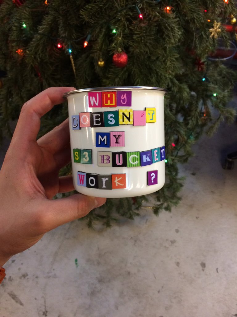 _mihai_'s tweet photo. Got the coolest #SecretSanta gift. Thanks Max! https://t.co/jqwOXZWNBI