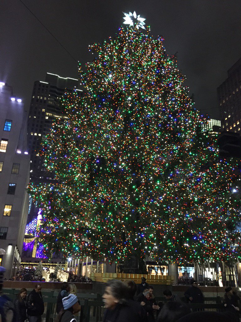 With #DebbeeDavis #LorettaDavis #ScottyVeeDavis #RockefellerCenter