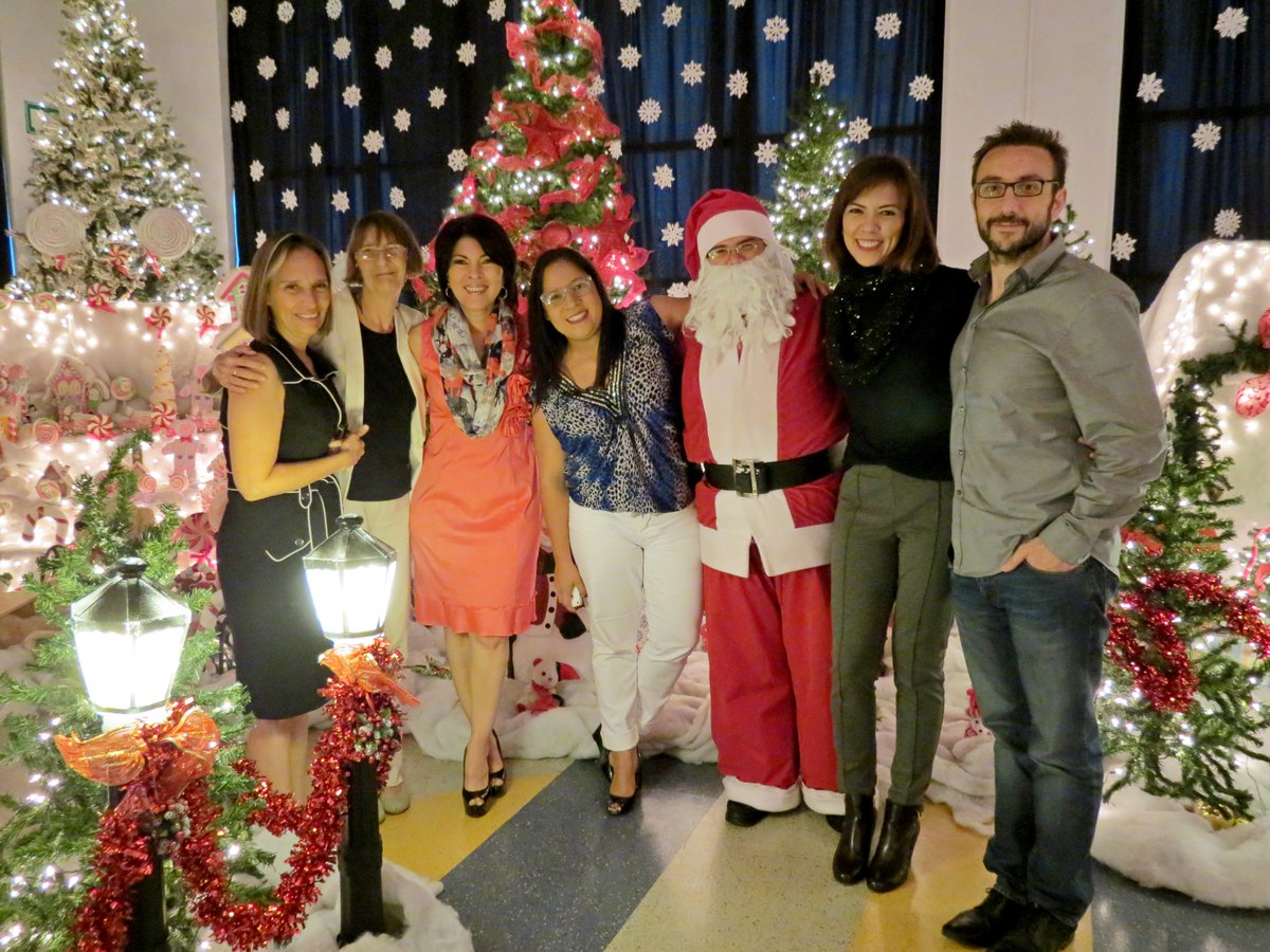 ChiminikeHN's tweet photo. El día de ayer, el Comité de Centro Culturales de Tegucigalpa y Comayagüela CCC, celebró la Navidad en Chiminike https://t.co/CK4frtkRWo