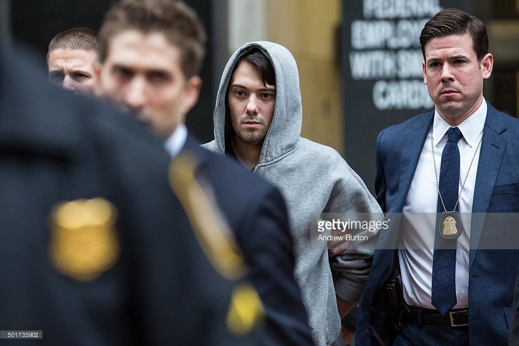 GettyImagesNews's tweet photo. #TURINGPHARMA CEO Martin #Shkreli after being arrested for fraud #perpwalk @AndrewBurton https://t.co/8qTTEbYBR5 https://t.co/JRlnPwhSlb