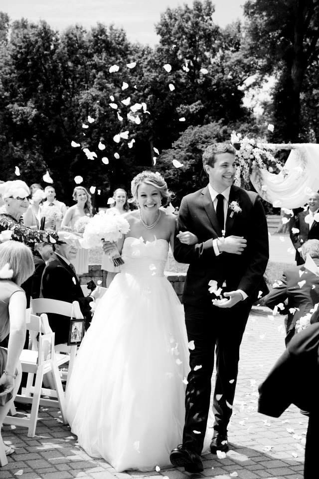 thedelilahblog's tweet photo. Wedding Day Tips now on the blog! https://t.co/HgzxFAPfro #wedding #weddingdaytips #fashion #blogger https://t.co/zG6mkwVVNU