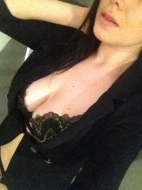 ninaluvxo's tweet photo. Having some fun #nofilter https://t.co/JG9bqFdcec