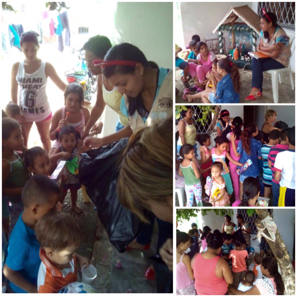 MetroSabanas's tweet photo. #Ahora,Novena Navideña y entrega de aguinaldos en la comunidad del Barrio Camilo Torres. #ResponsabilidadSocial https://t.co/0YSIx5RTIw