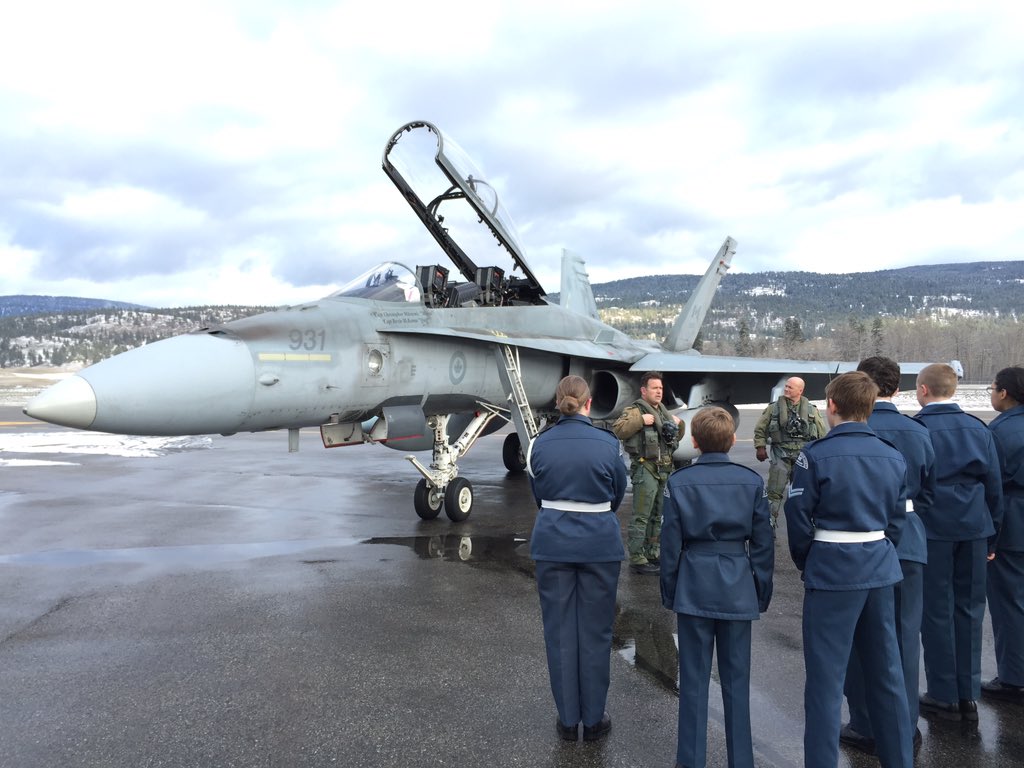902air's tweet photo. We were given a private tour of the CF-18 yesterday. Big thanks to 409 Nighthawk Squadron! @RCAF_ARC @BC_Cadets https://t.co/O3qDTZyV59