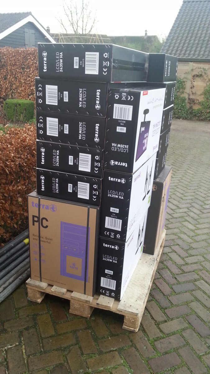 Vandaag een mooie levering van <a href="/TerracomputerNL/">Terra Computers NL</a>  binnen gekregen, volgende week mag het naar de klant.
