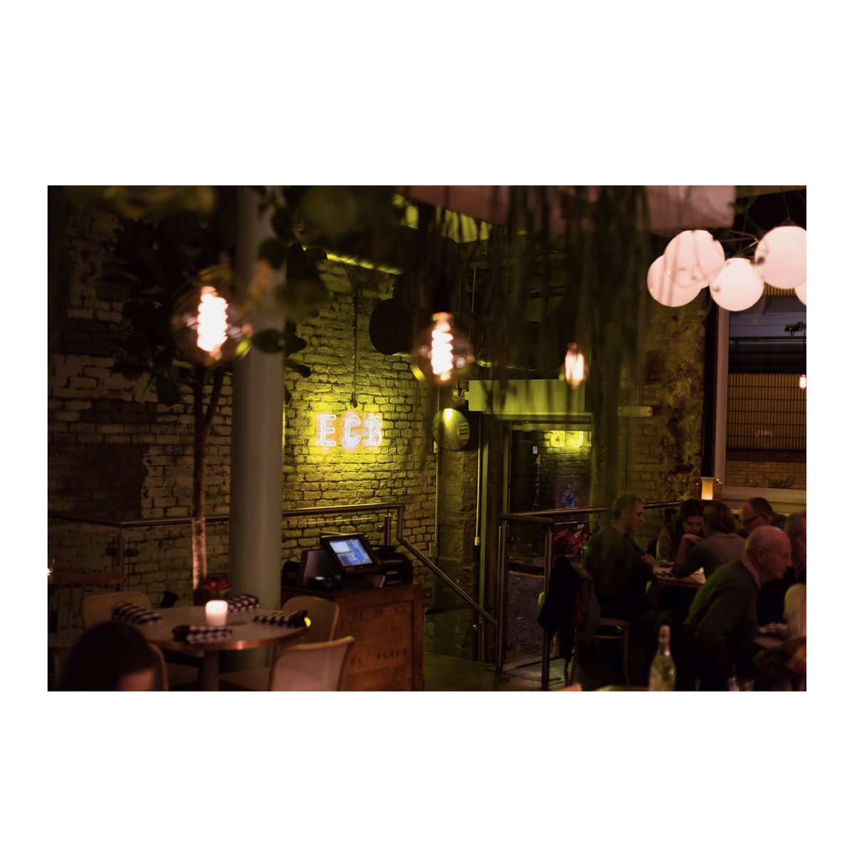 evelynscafebar's tweet photo. Booked your table for this weekend yet? If not, what are you waiting for? Head over to https://t.co/TXUzDSmAfI https://t.co/HWq0X7PewA