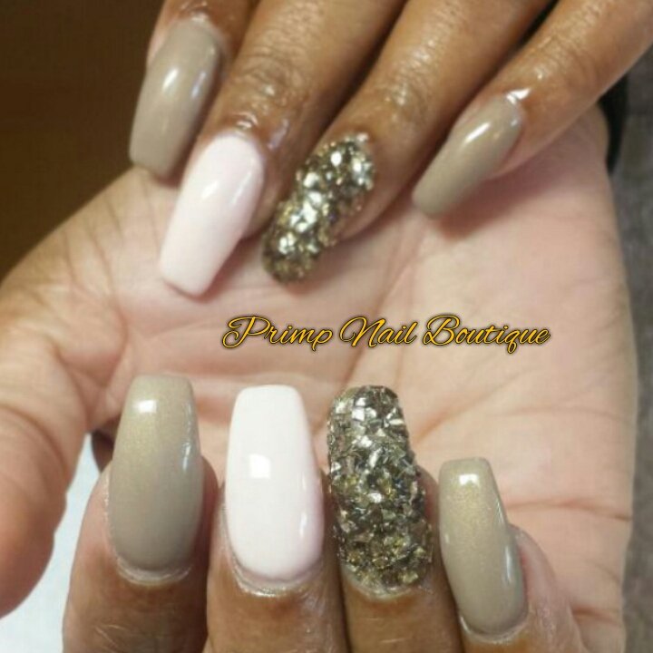 PrimpnPolishSD's tweet photo. Book your Holiday Appointments 619-781-8988 ♥ https://t.co/mhz50TEHgo