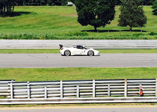Scuderia_Corsa's tweet photo. Looking for best way to #ExperienceFerrari? Let loose on the track with @Scuderia_Corsa #DDProgram! https://t.co/nopVUOVAVc