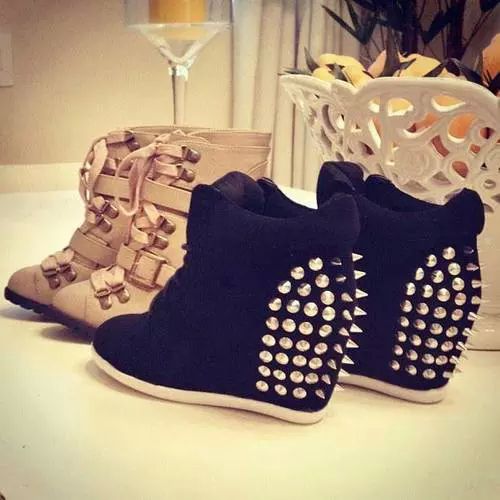 #shoestorage #shoes_sport #stylish #Chicgirls #tumblr #models