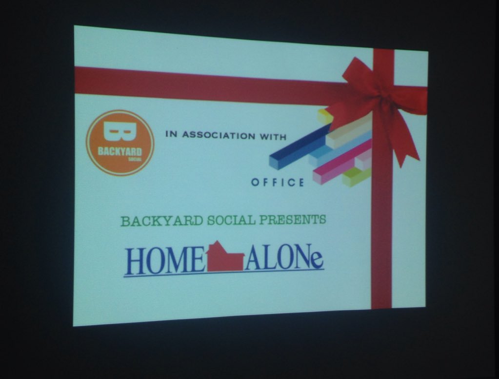 Getting in the #Christmas spirit tonight with <a href="/backyardsocial_/">Backyardsocial</a> and #homealone screenings! 🎄
