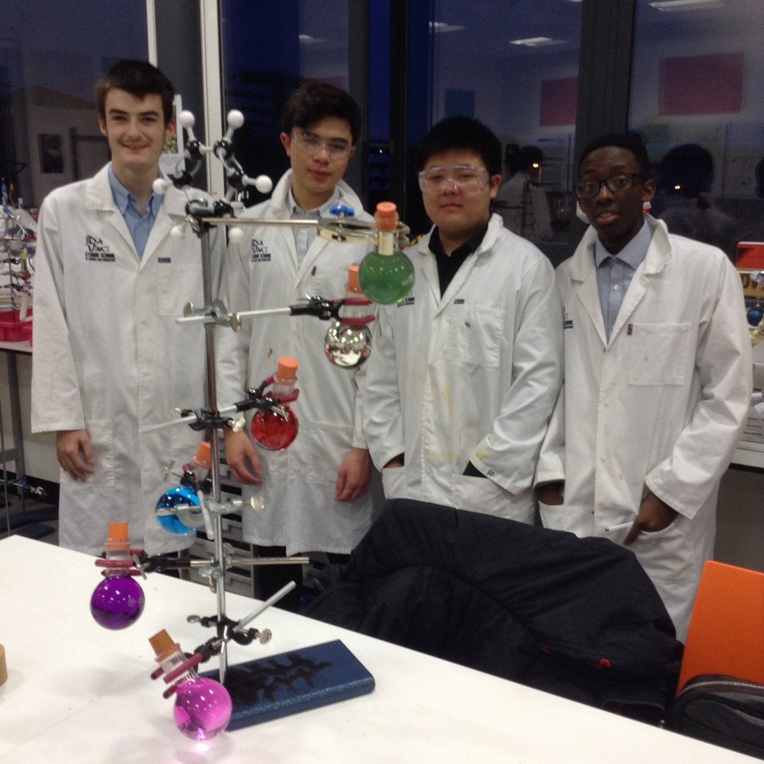 DaVinci_kate's tweet photo. One of our last entries #chemistree competition @Davinci_school https://t.co/76UZHEde7f