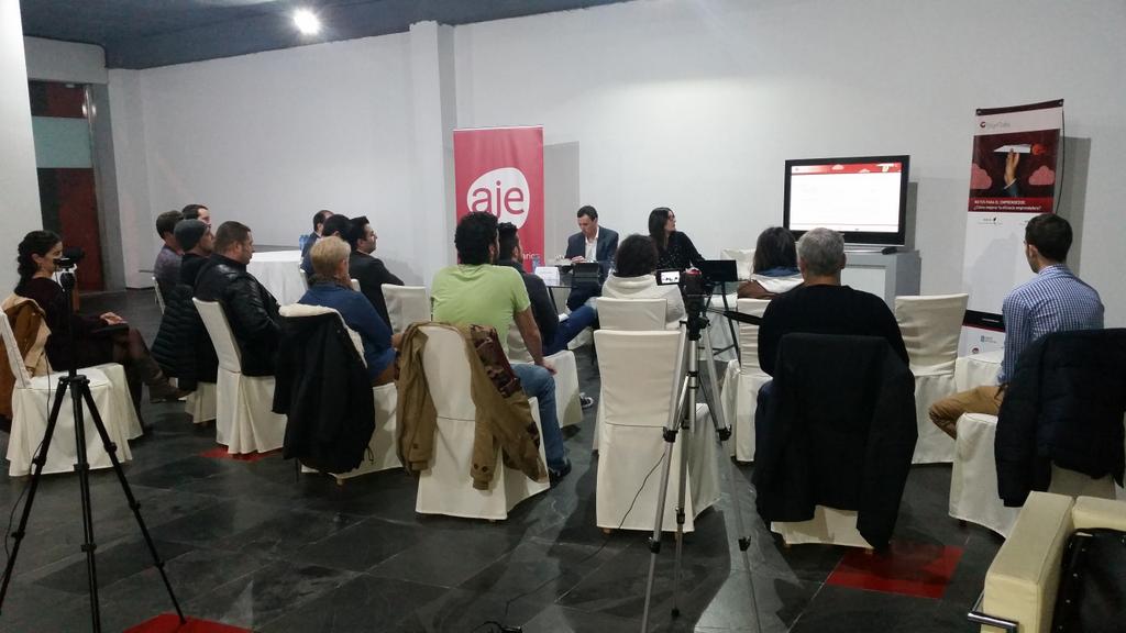 AJEFERROLTERRA's tweet image. Arrancamos con la jornada de @start_talks en @Arena76CN #estemesnoparamos