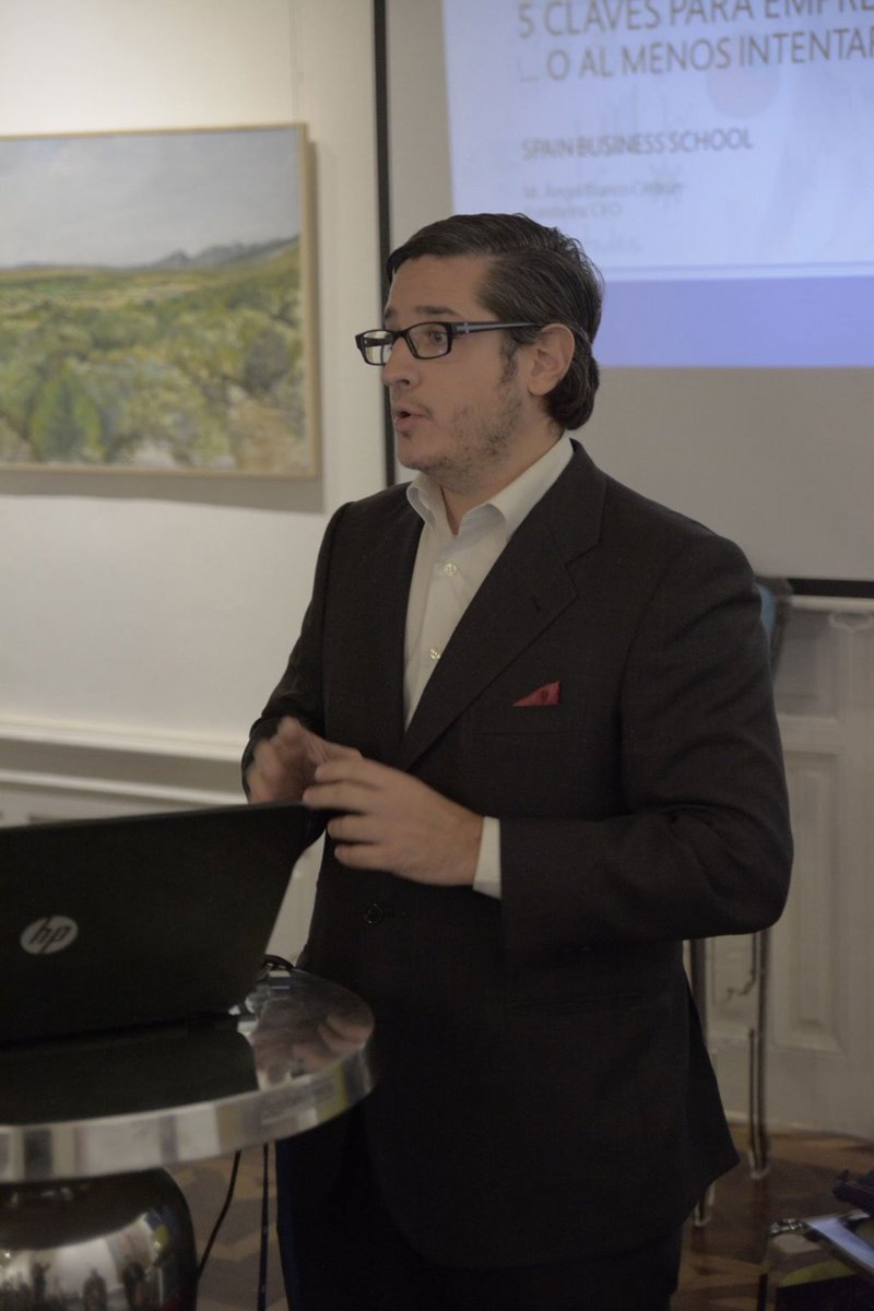 club_567's tweet photo. Tercer taller en #Rocketour. Miguel Ángel Blanco (@SpainBS) nos cuenta las 5 claves para emprender con éxito. https://t.co/1h99MurzpA