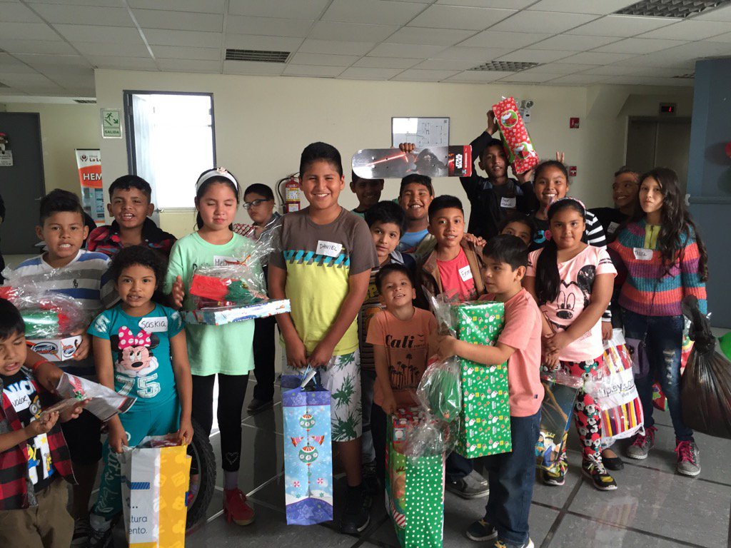 milenevazquez's tweet photo. #laposadadebelen#niños#amor#felices https://t.co/8JFvPZXKmK