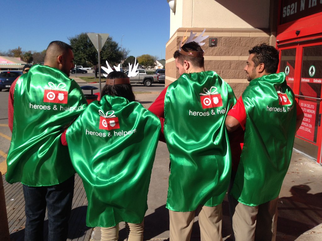 What an amazing community event #heroesandhelpers great job #D341 way to go! <a href="/ConnieDroge/">Connie Droge</a> <a href="/djagatx/">Dhruv Jagtiani</a> @DaveCrowtherAP