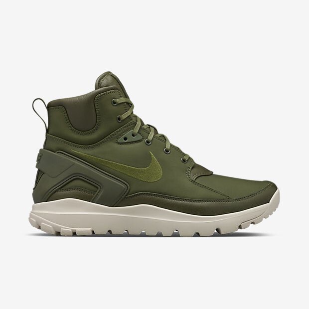 Kicks_Heaven's tweet photo. The Stone Island x @NikeLab Koth Ultra "Rough Green" https://t.co/NCllHQrRXZ