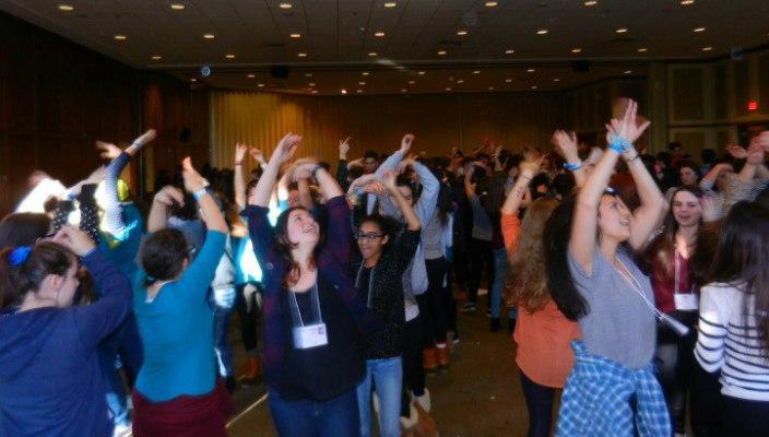 ReformJudaism's tweet photo. Hanukkah gave 8 nights of light. The flames we kindle in youth aren't set by the calendar: https://t.co/uTiAKUZgKZ https://t.co/OxnoXz7Xzs
