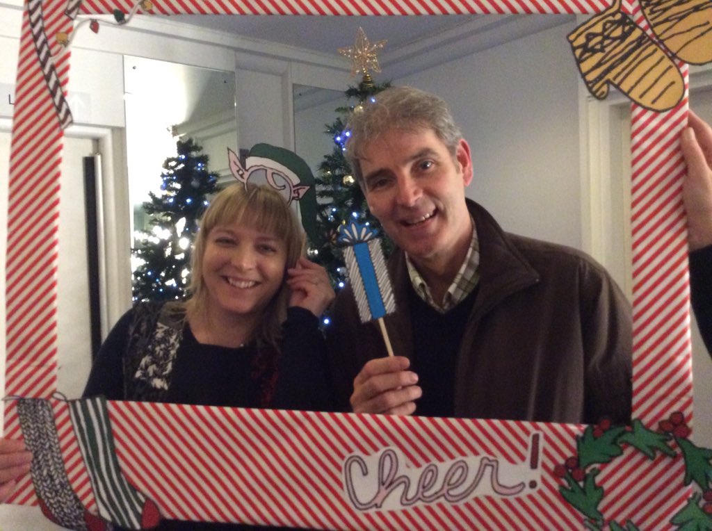 icecubesnet's tweet image. More #xmasselfies at #Emerge with the team at @culturechangers!